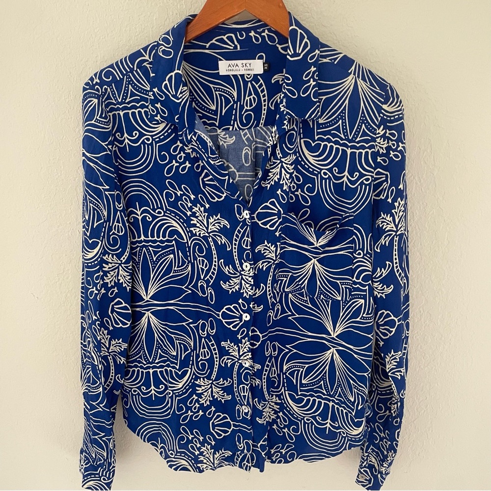Ava Sky Long Sleeve Top